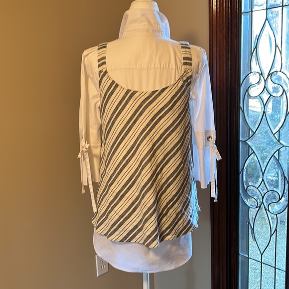 Artisan NY 100% Linen swing top szS - Picture 2 of 13